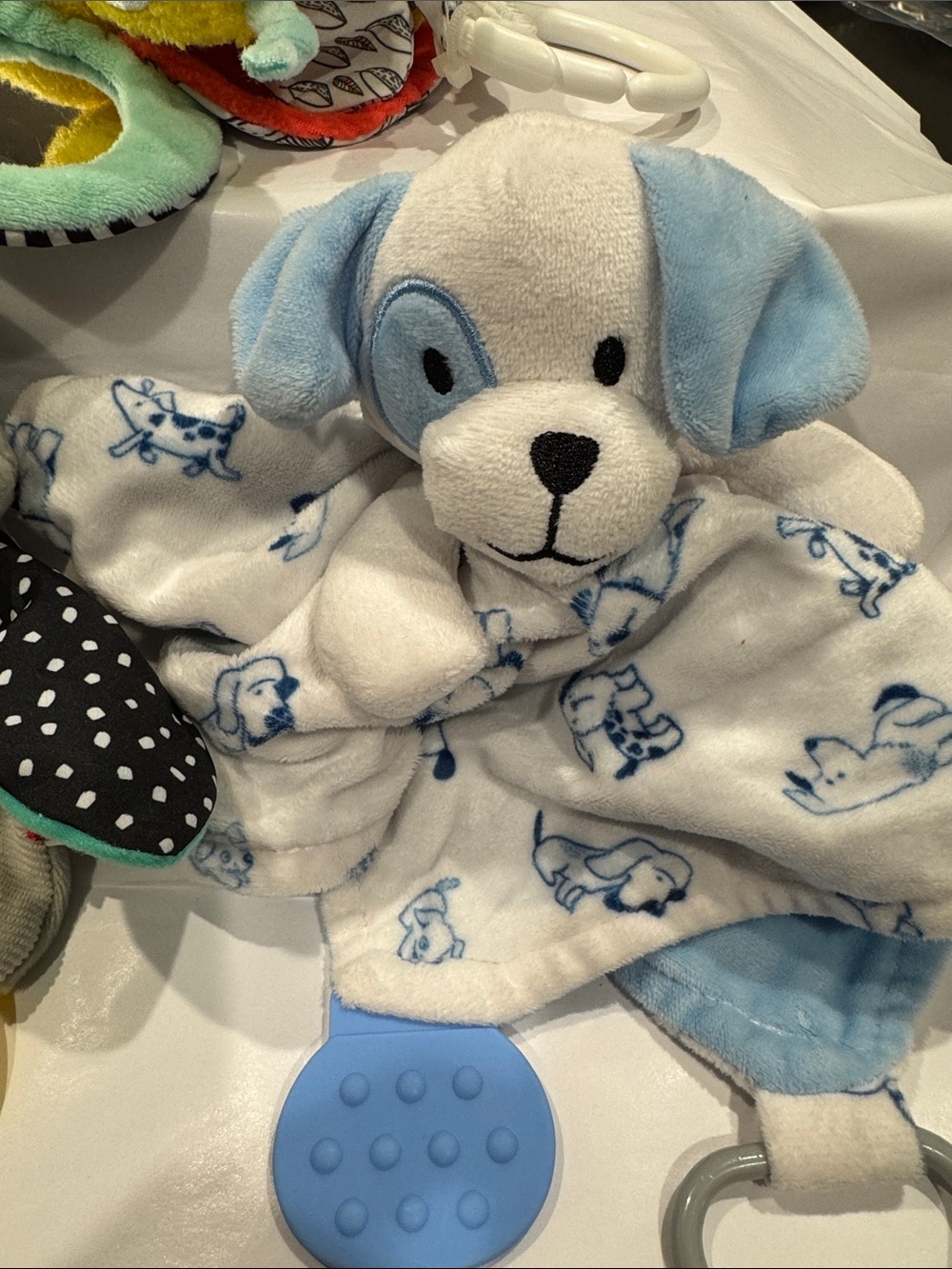 Infantino Gray and Teal Penguin Sensory Teether Lovey - Picture 3 of 4